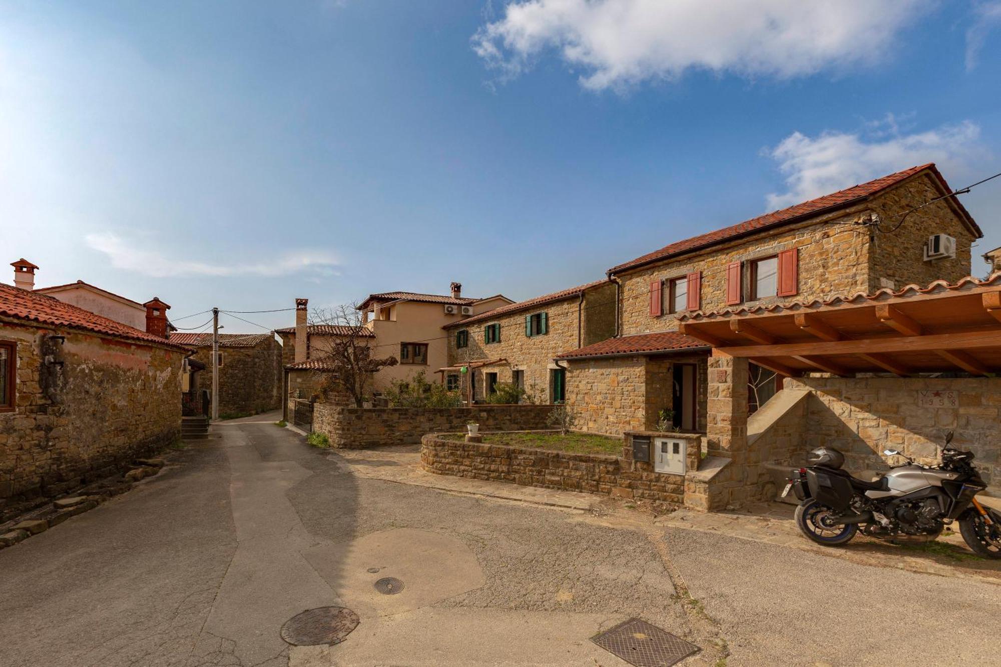Вілла Istrian House La Bora Копер Екстер'єр фото